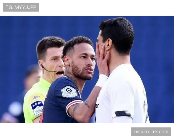 鲁莽犯规与恶意犯规判罚差异解读，裁判如何界定严格标准